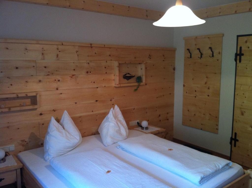 Pension Und Apartment Edelweiss Heiligenblut Phòng bức ảnh