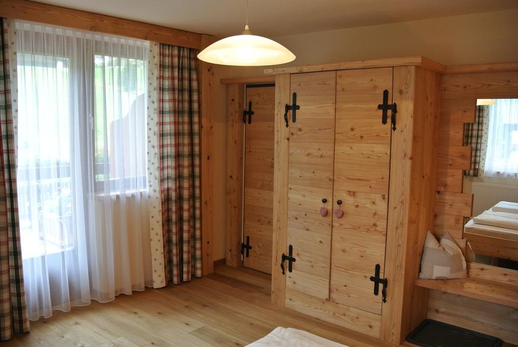 Pension Und Apartment Edelweiss Heiligenblut Ngoại thất bức ảnh